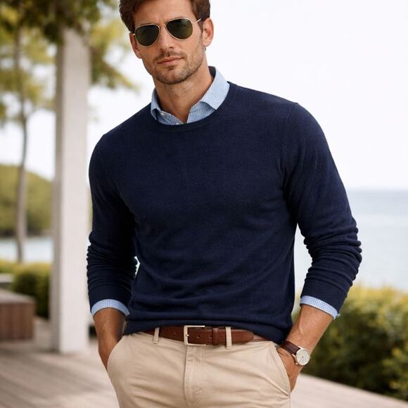 Banana Republic Italian Merino Wool Crew Neck Sweater – Navy – Size XL - Picture 3 of 6